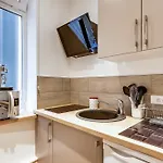 Augustins IV - Charming Studio, Paris Seine Apartment